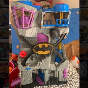 Imaginext Batcave